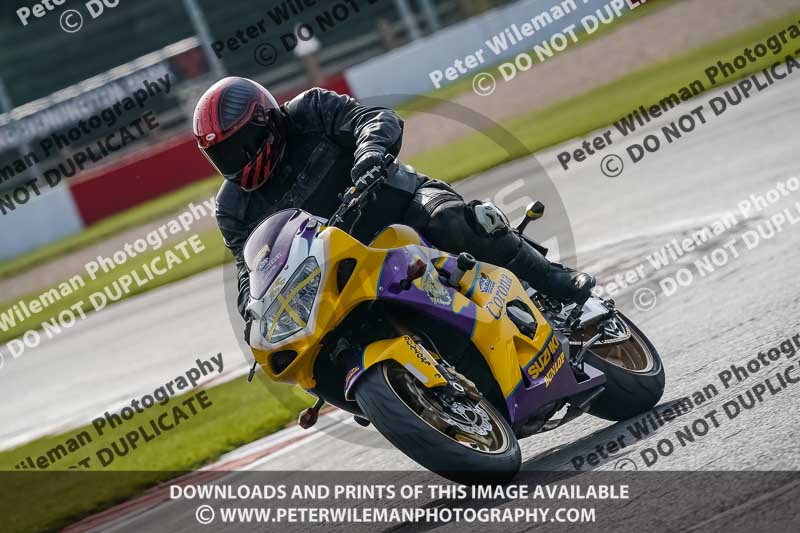 donington no limits trackday;donington park photographs;donington trackday photographs;no limits trackdays;peter wileman photography;trackday digital images;trackday photos